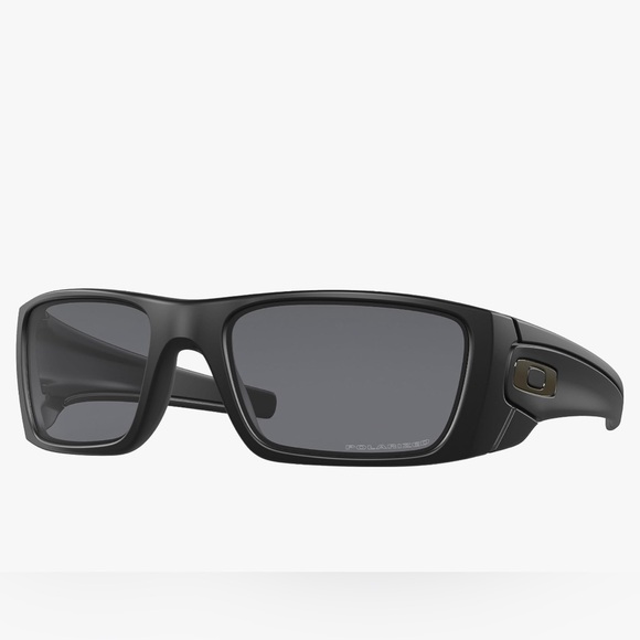 Oakley Fuel Cell Sunglasses (Matte Black Frame Polarized Solid Black Lens) - Picture 3 of 4